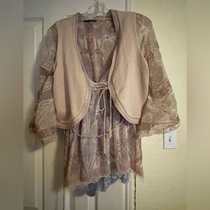 “Elie Tahari” 3-piece blouse size L